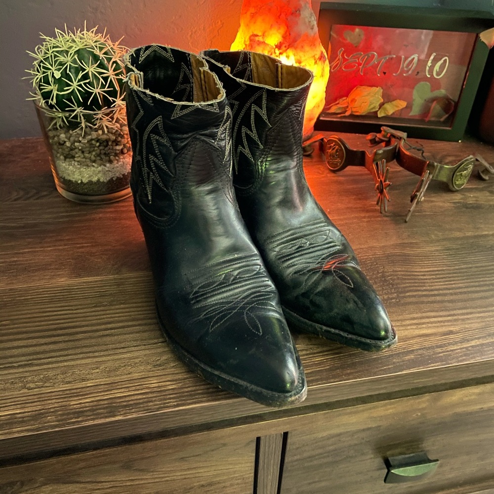 Black cut off cowboy boots